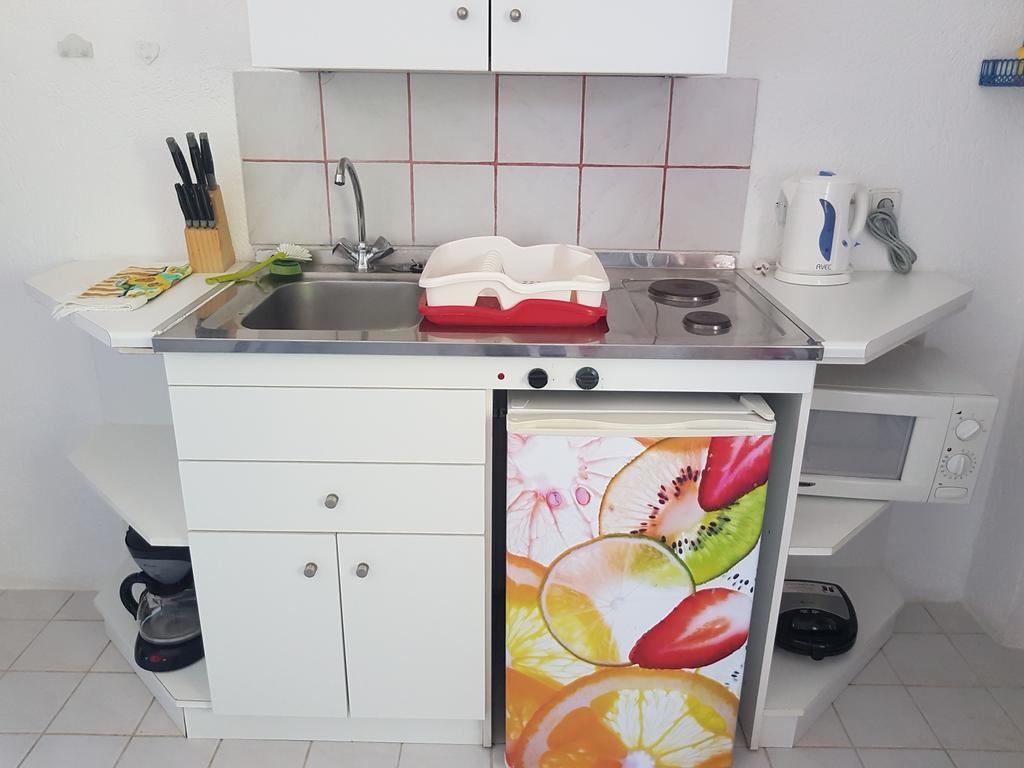Melina'S Apartments Kalavárda エクステリア 写真